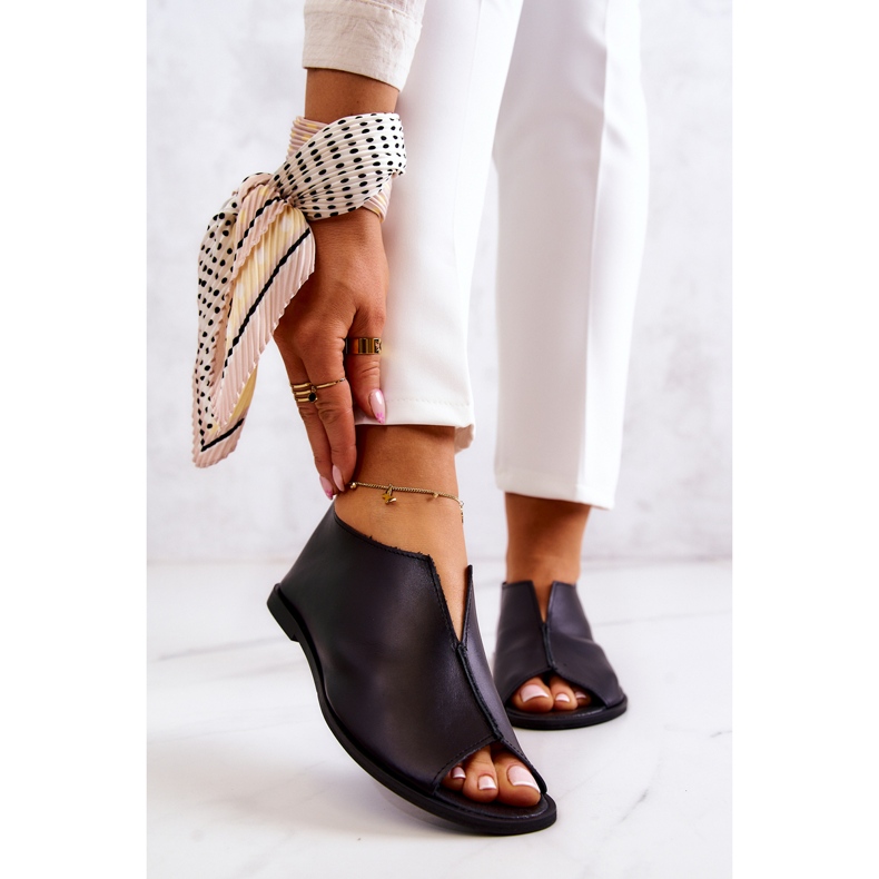 Scarpe in pelle con cerniera Nicole 2718/001 Nero 1