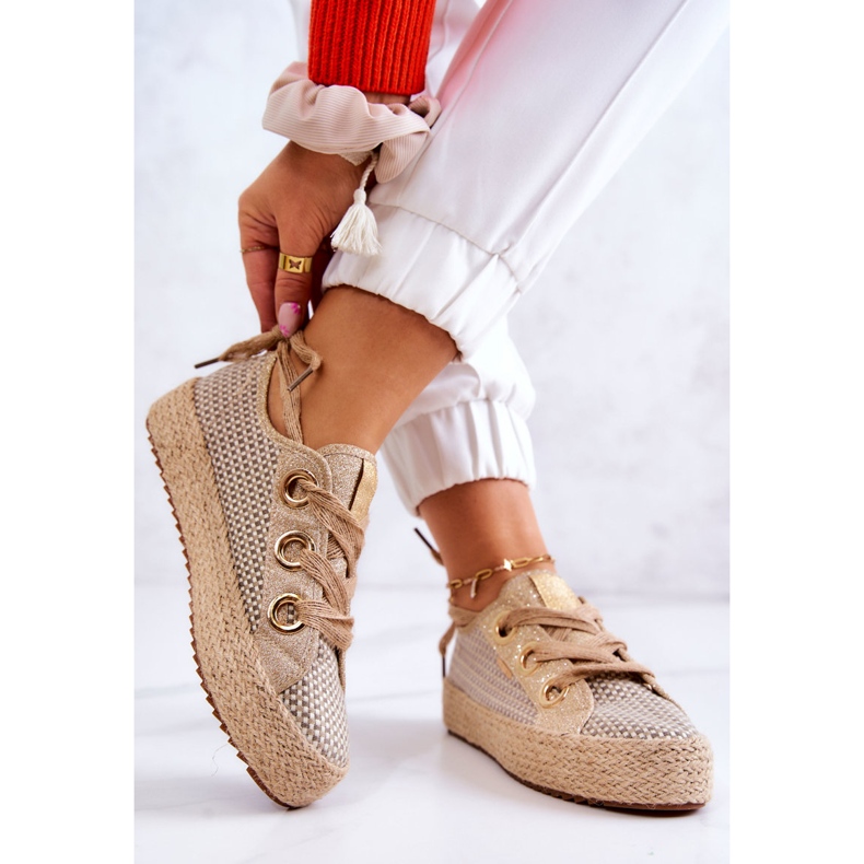 Sneakers Intrecciate da Donna Big Star JJ274392 Beige e Oro 2
