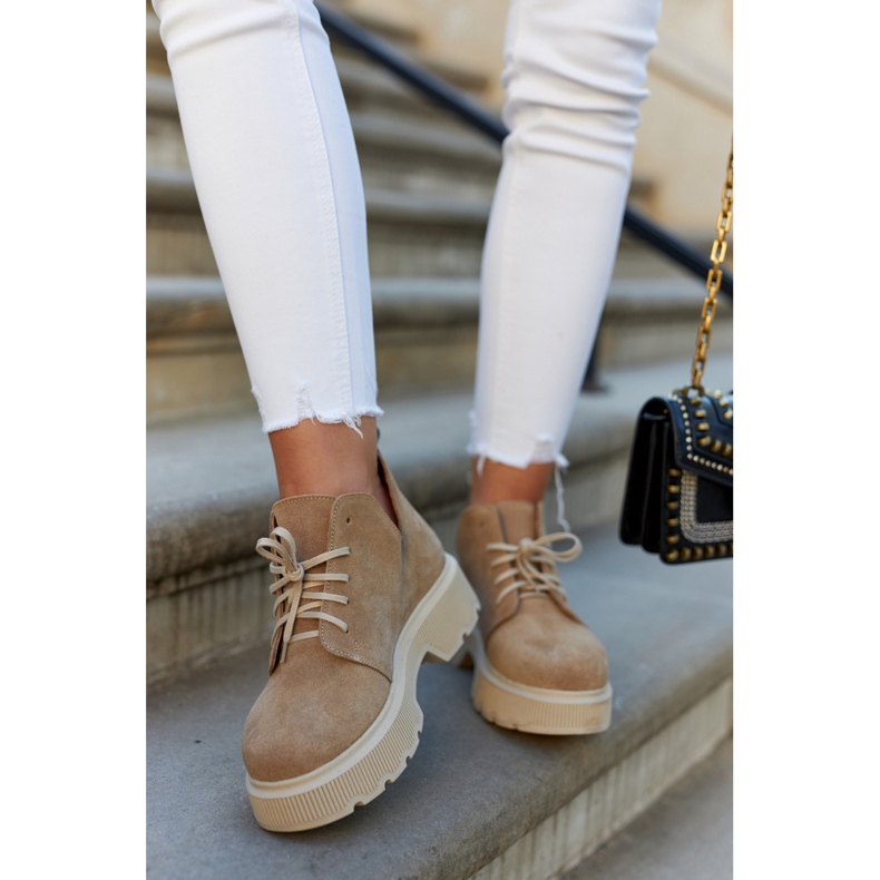 Scarpe Sulla massiccia Suola Nicole 2701/060 Beige 1