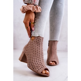 Stivali in pelle traforati Maciejka 05420-10 Beige scuro 1