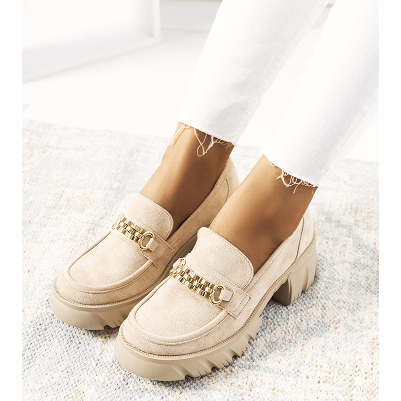 Mocassini beige su una spessa suola Jeri 1