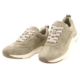 Scarpe da donna in pelle traforata Caprice 23708-28 nei toni del verde 3
