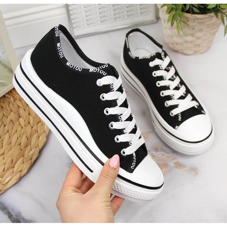 Sneakers sulla piattaforma S. Barski W OLI156A nere nero 1