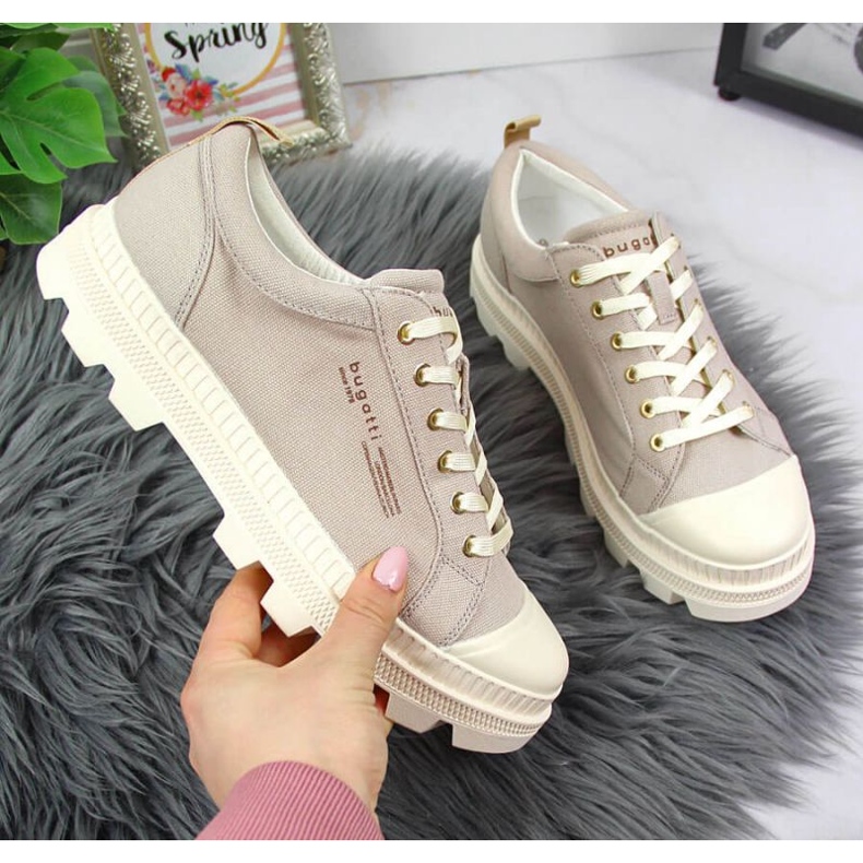 Sneakers Bugatti W INT1721 beige sulla piattaforma 1