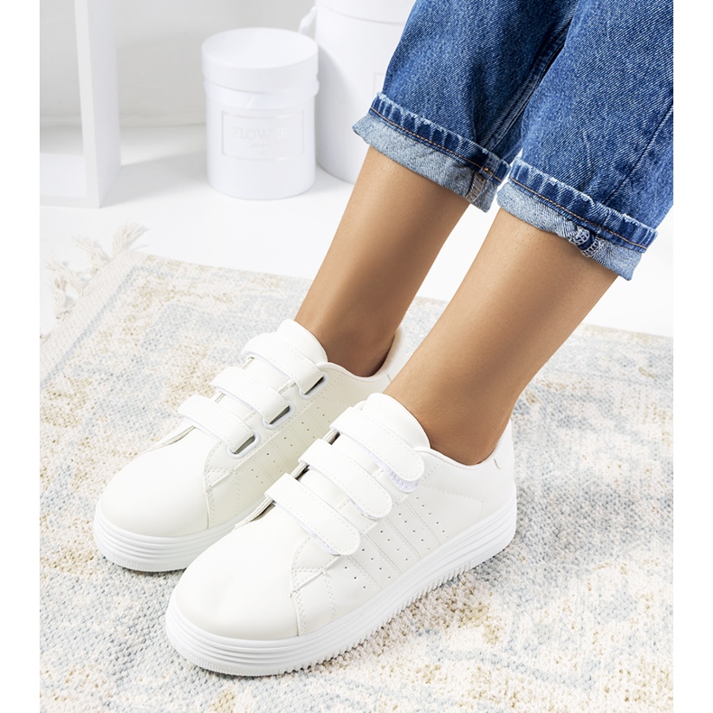 Sneakers bianche sulla piattaforma Nizza bianco 1