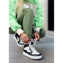 FG2 Scarpe Sportive Alte da Donna Bianche e Nere Megithoe bianco nero 1