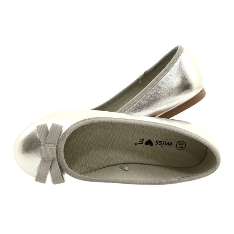 Miss Girls 'Metallic Ballerinas con un arco d'argento 7