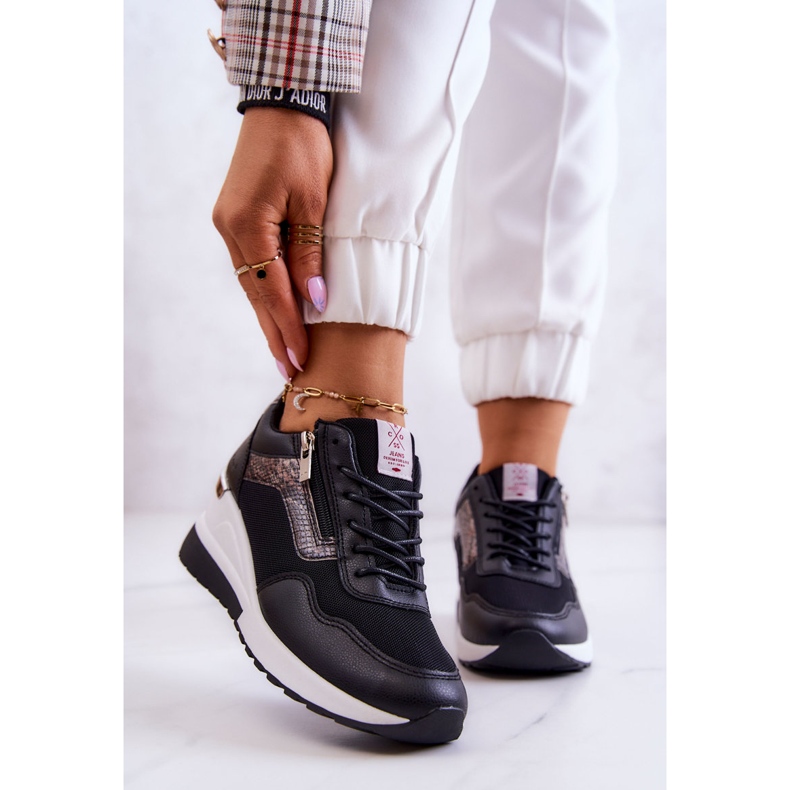 Sneakers con zeppa da donna Cross Jeans JJ2R4027C Nero 2