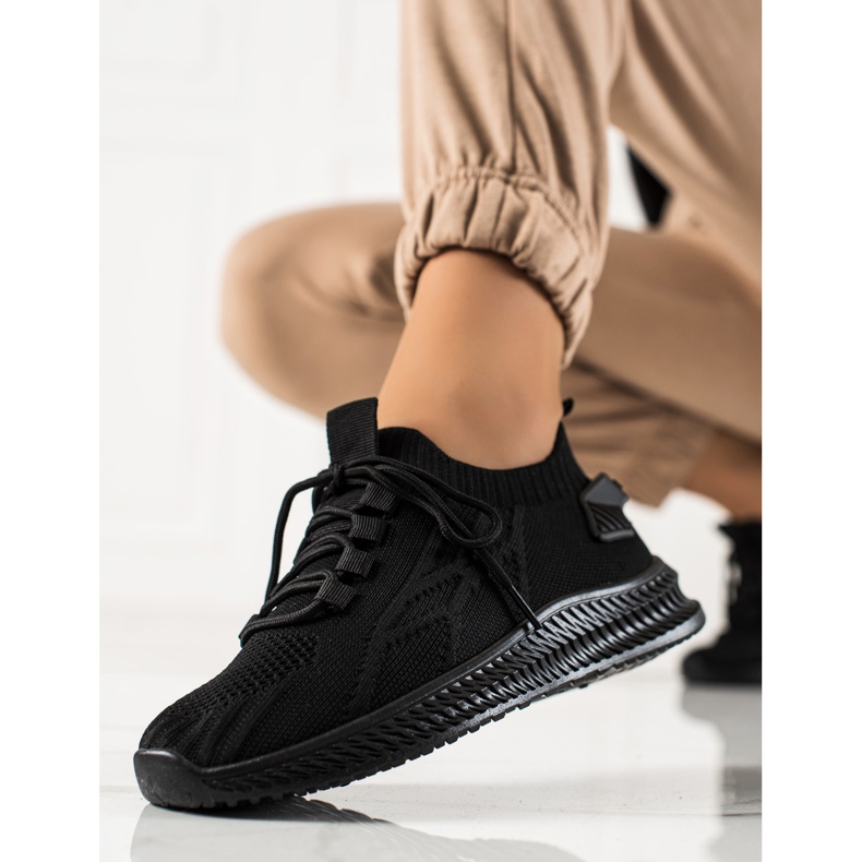 TRENDI Scarpe sportive alla moda nero 1