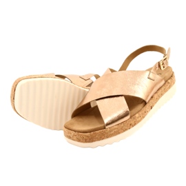Sandali in pelle da donna Caprice sulla piattaforma 9-28712 933 Gold rosa d'oro 3