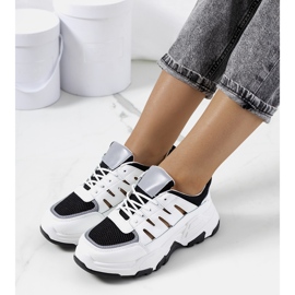 Sneakers bianche con ritagli di Heck bianco nero 1