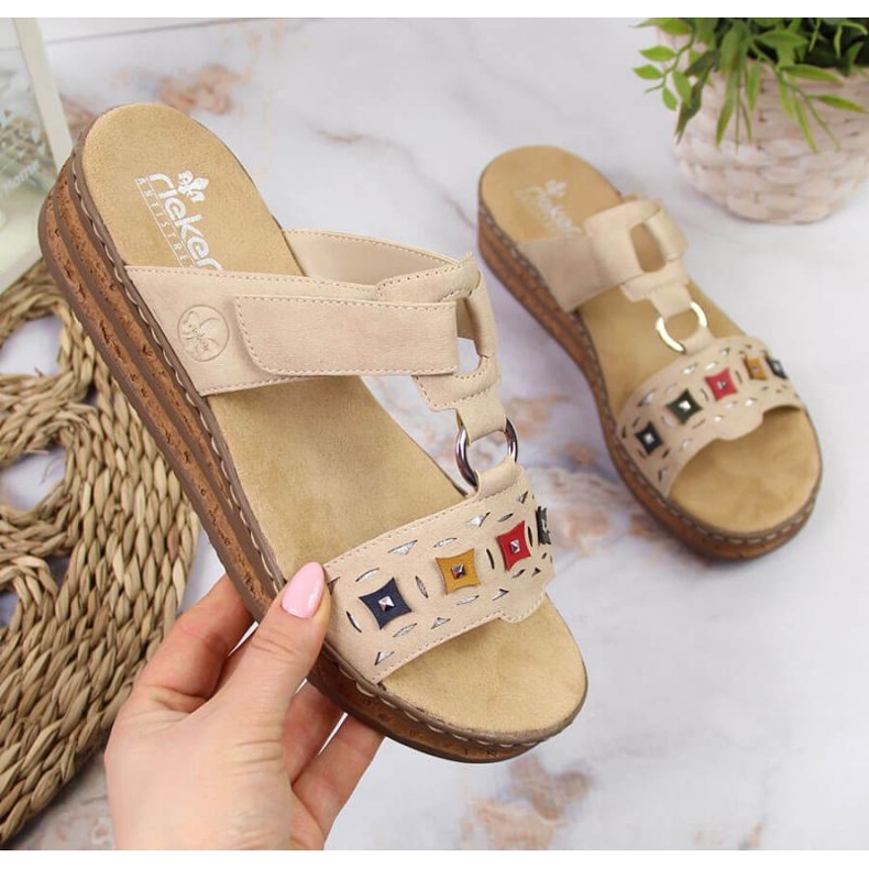 Ciabatte con zeppa beige Rieker W RKR517 1