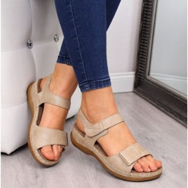 Sandali con velcro eVento W EVE223A beige 2