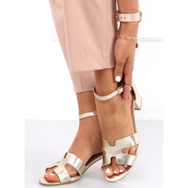 Sandali con tacco Nabila Gold d'oro 1