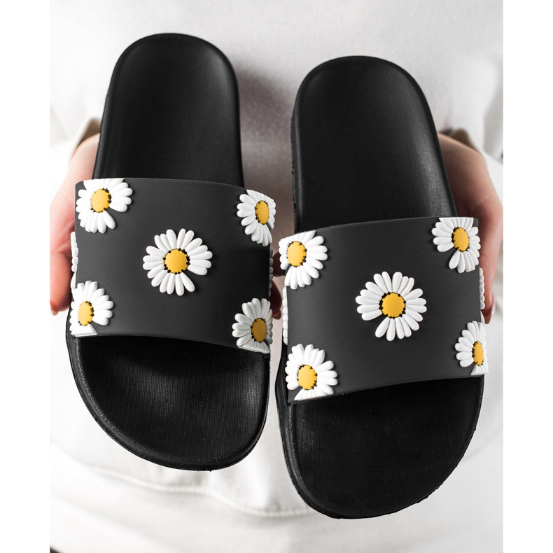 TRENDI Pantofole Nere Con Margherite nero 2