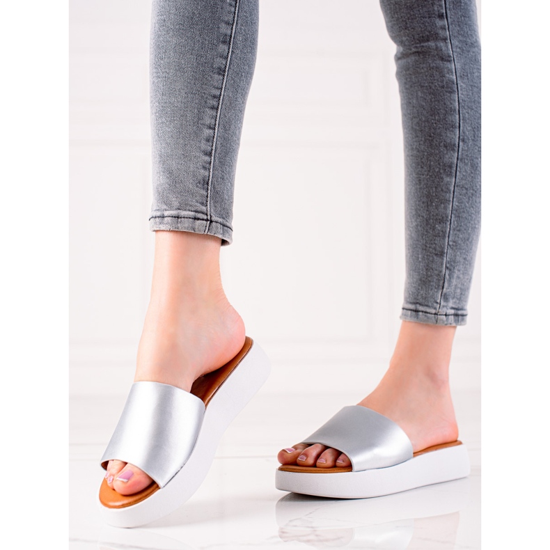 Encor Ciabatte D'argento Sulla Piattaforma 1