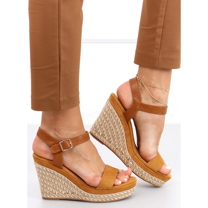 Sandali con zeppa Zahia Camel marrone 1