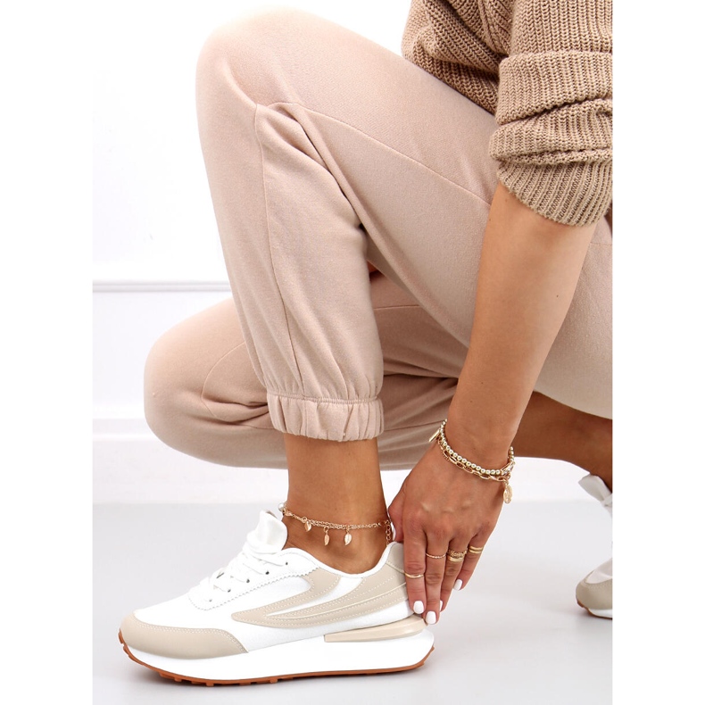 Scarpe sportive da donna Naila Beige bianca 2