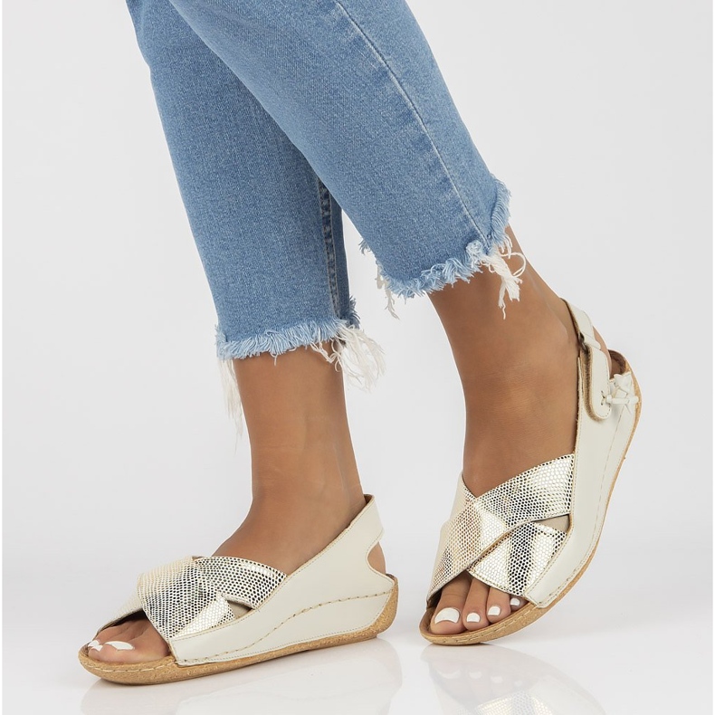 Sandali in pelle Filippo 00994-37/00-5 ecru 1