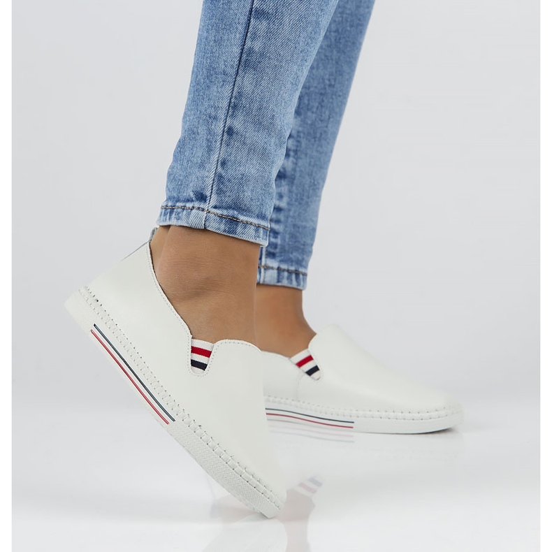 Scarpe in pelle FILIPPO DP066 / 22 Wh bianco 1