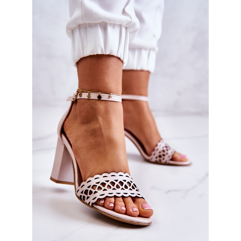 Lewski Shoes Sandali in pelle traforati Lewski 2869 rosa perla beige 2