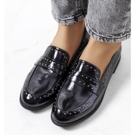 Scarpa in pelle nera con borchie Rozerin nero 1