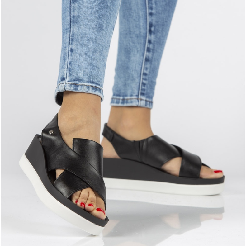 Sandali in pelle Filippo 40256 nero 1