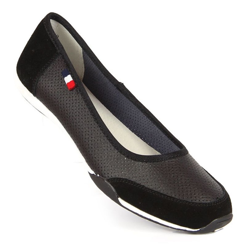 Ballerine nere in pelle traforata In Filippo nero 1