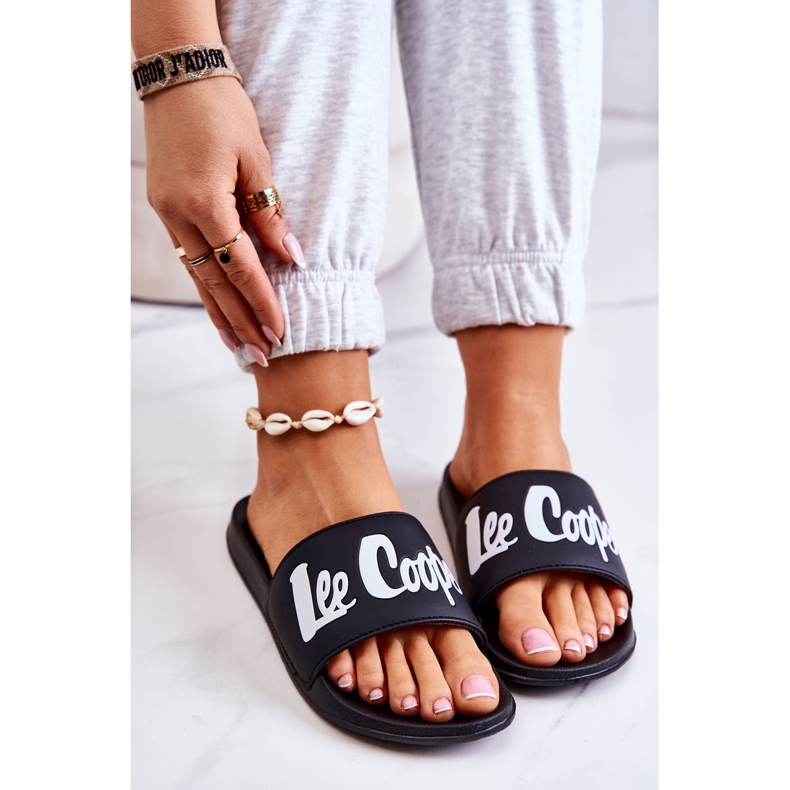 Lee Cooper LCW-22-42-1004 Pantofole da donna nere bianco nero 1