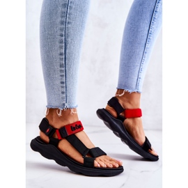 Sandali sportivi da donna Lee Cooper LCW-22-34-0954L Nero-Rosso 2