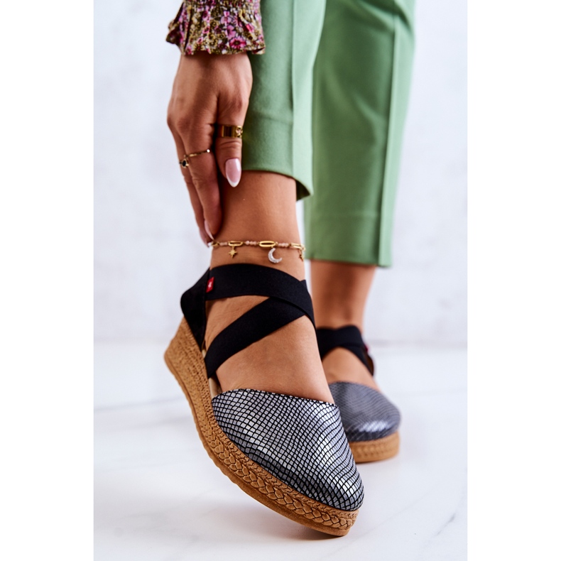 Espadrillas da donna alla moda Big Star JJ276035 nero argento 1