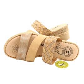Flip da donna con una treccia a cuneo Jezzi 22SD98-4566 beige 4