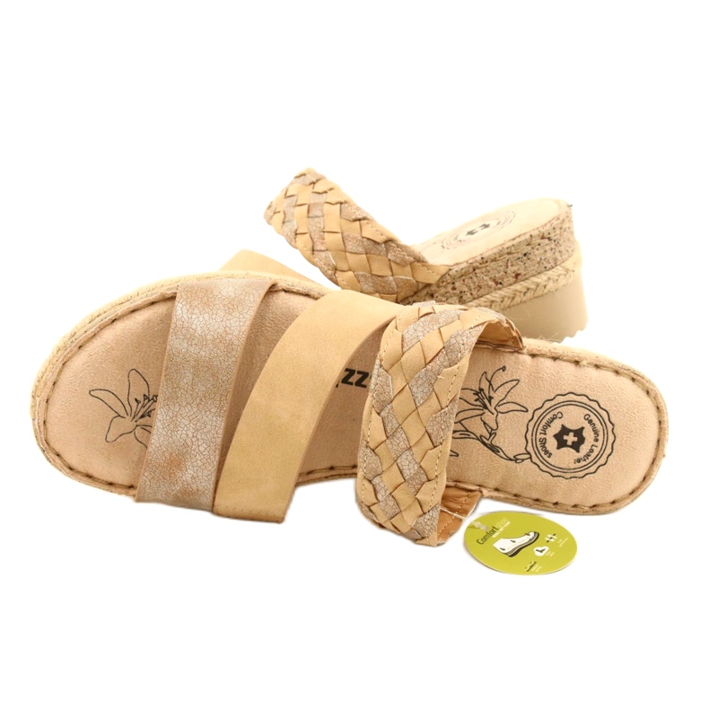 Flip da donna con una treccia a cuneo Jezzi 22SD98-4566 beige 4