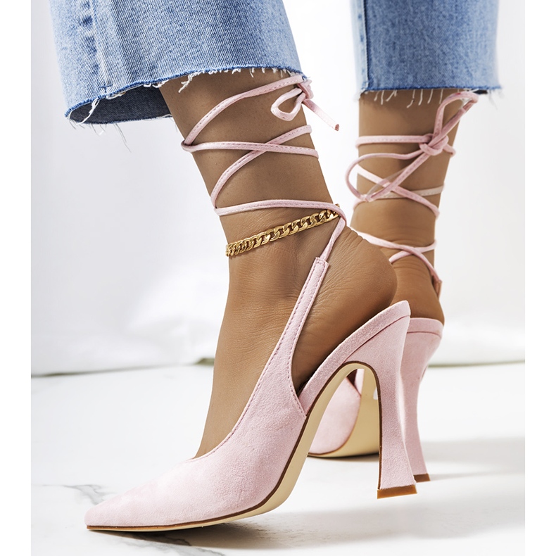 Décolleté rosa stringate sul post Lotti 1