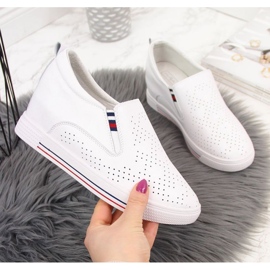 Sneakers in pelle con zeppe bianche traforate W Filippo bianca 1