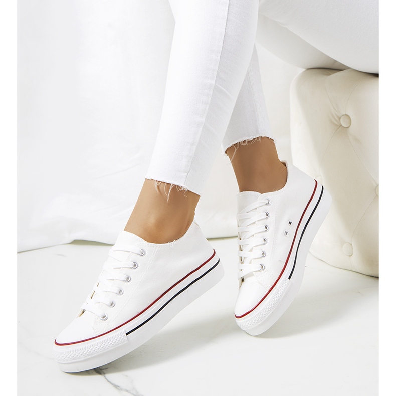 Sneakers bianche sulla piattaforma Wessel bianca 1