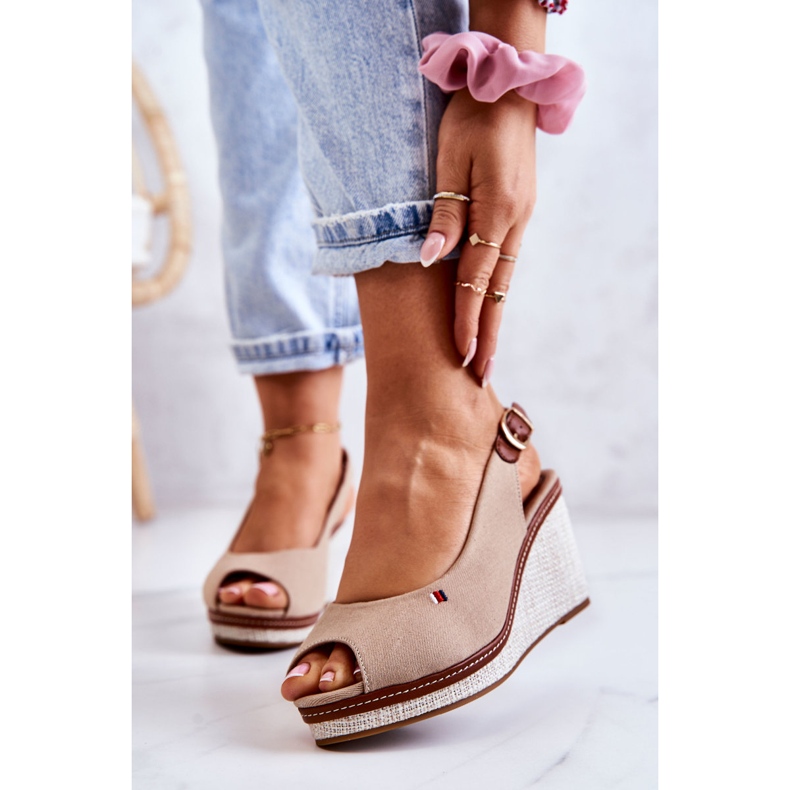 PS1 Sandali comodi da donna con fibbia Thallas beige scuro 1