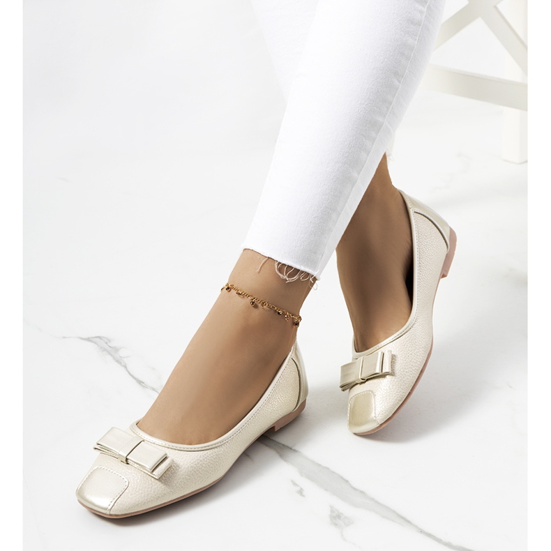 Le scintillanti ballerine dorate di Rikke beige 1