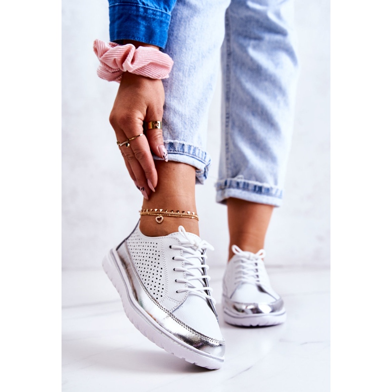 Vinceza Scarpe traforate da donna sulla piattaforma Deloren bianche bianco argento 1