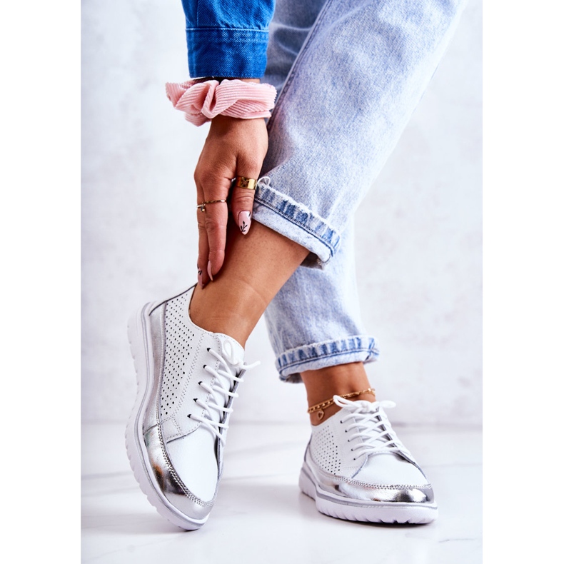 Vinceza Scarpe traforate da donna sulla piattaforma Deloren bianche bianco argento 2