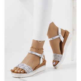 Sandali argento con cinturino Kirk decorativo 1