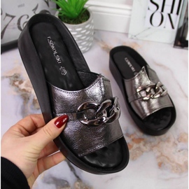 Ciabatte in pelle con catena T.Sokolski W SCA161 argento d'argento 1