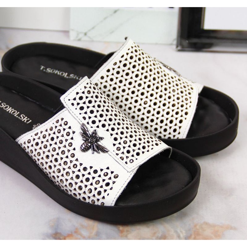 Pantofole bianche T.Sokolski W SCA163 traforate in pelle bianco 2