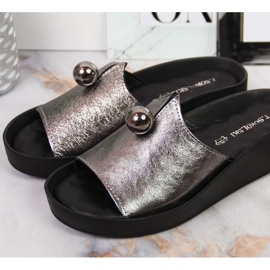 Ciabatte in pelle con pallina decorativa T. Sokolski W SCA165A argento 2
