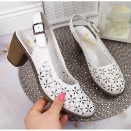 Sandali in pelle traforati Rieker W RKR531A bianco 1