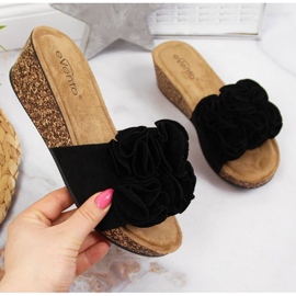Ciabatte con zeppa con fiori eVento W EVE357A nero 1