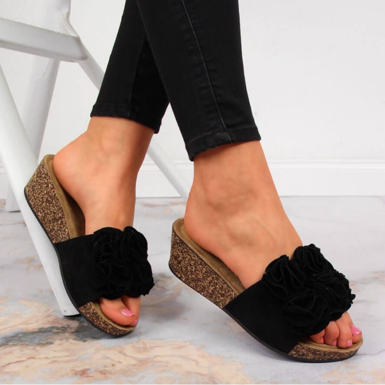 Ciabatte con zeppa con fiori eVento W EVE357A nero 2