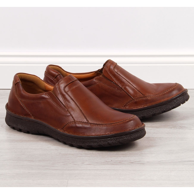 Scarpe da uomo in pelle marrone Łukbut 946 1