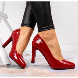 Décolleté rosse laccate sul palo Sergio Leone rosso 1