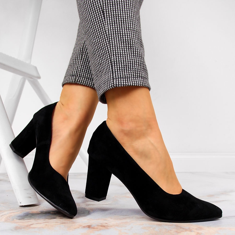 Décolleté in camoscio Monique post nero 2